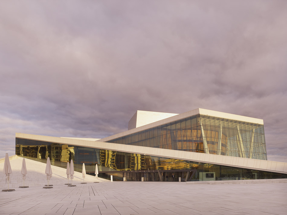 Neue Oper in Oslo / Architektur: Snøhetta Arkitektur og Landskap A/S, Oslo / 2009