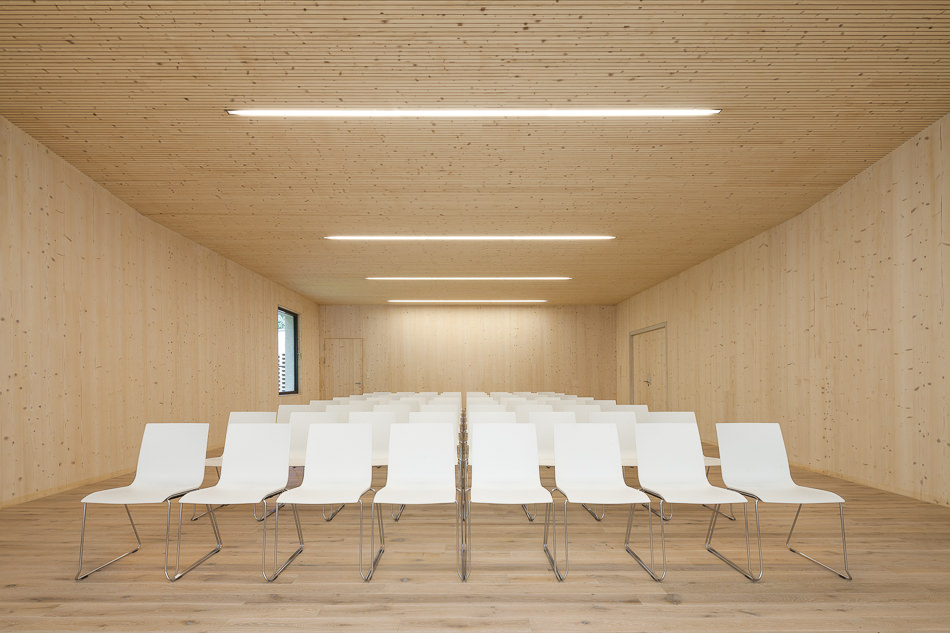 Niederrheinisches Freilichtmuseum / THONET Referenz Stuhl S 180