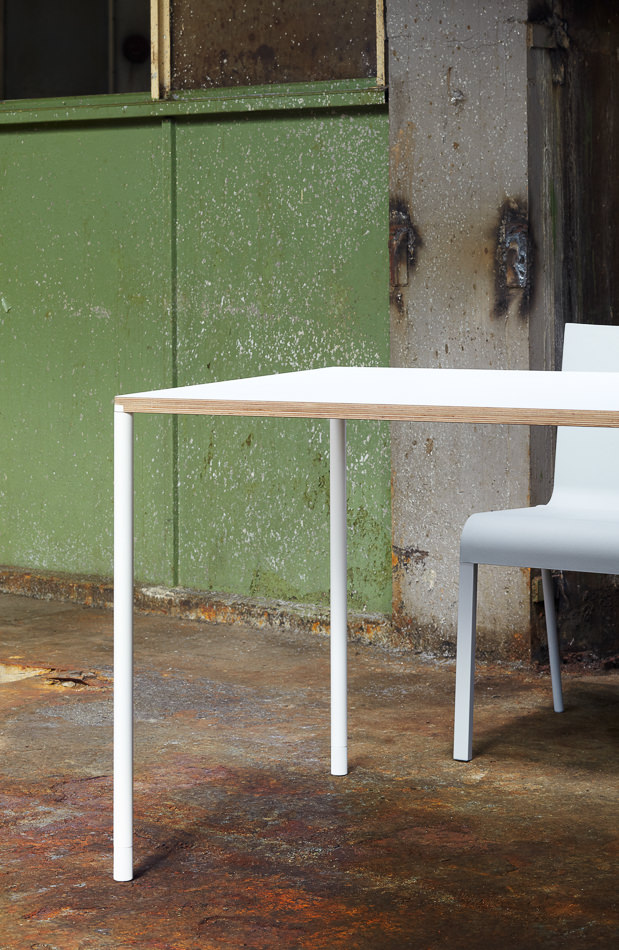 System M  / sdr+ Systemmöbel GmbH & Ko. KG