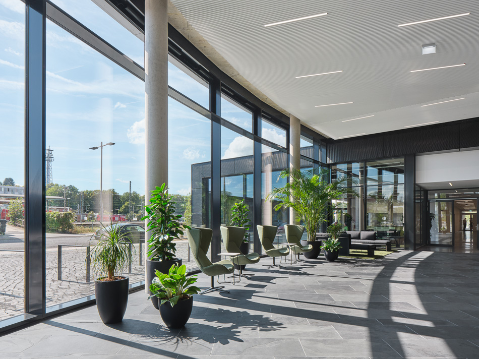 HHS Hegger Hegger Schleiff, Kassel | Frauenhofer Institut IEE, Kassel