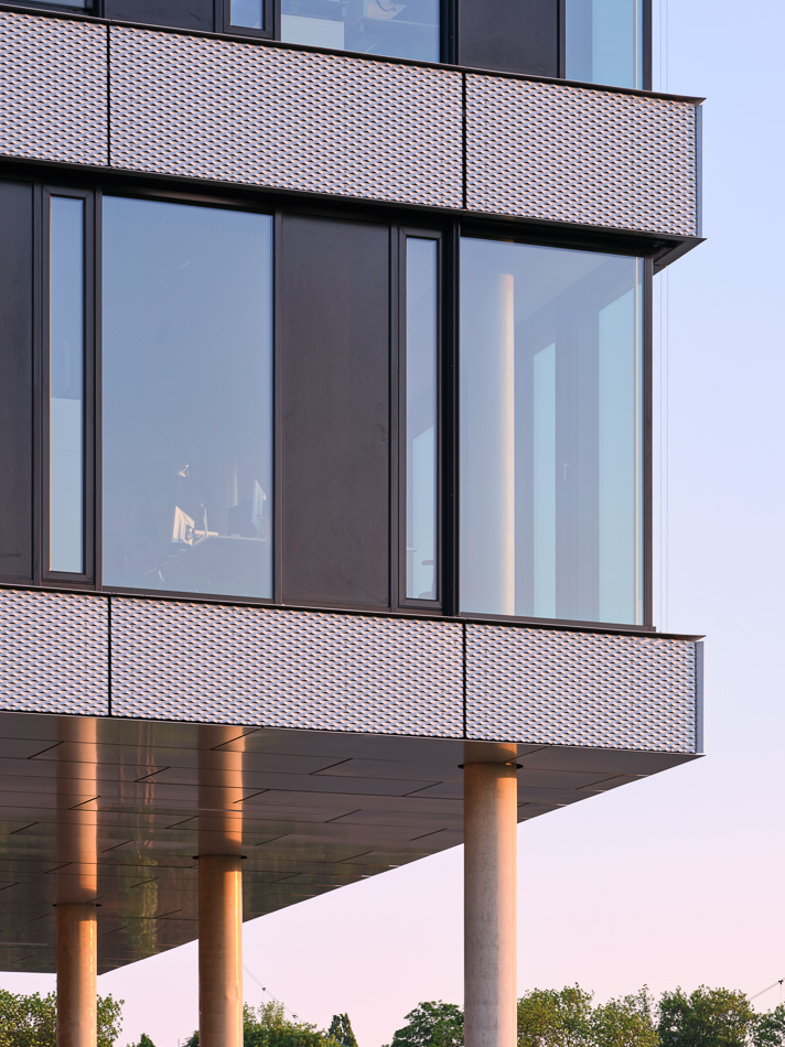 HHS Hegger Hegger Schleiff, Kassel | Frauenhofer Institut IEE, Kassel